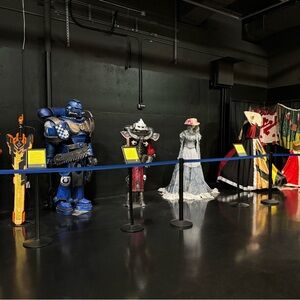 Meet your Posher, Joy